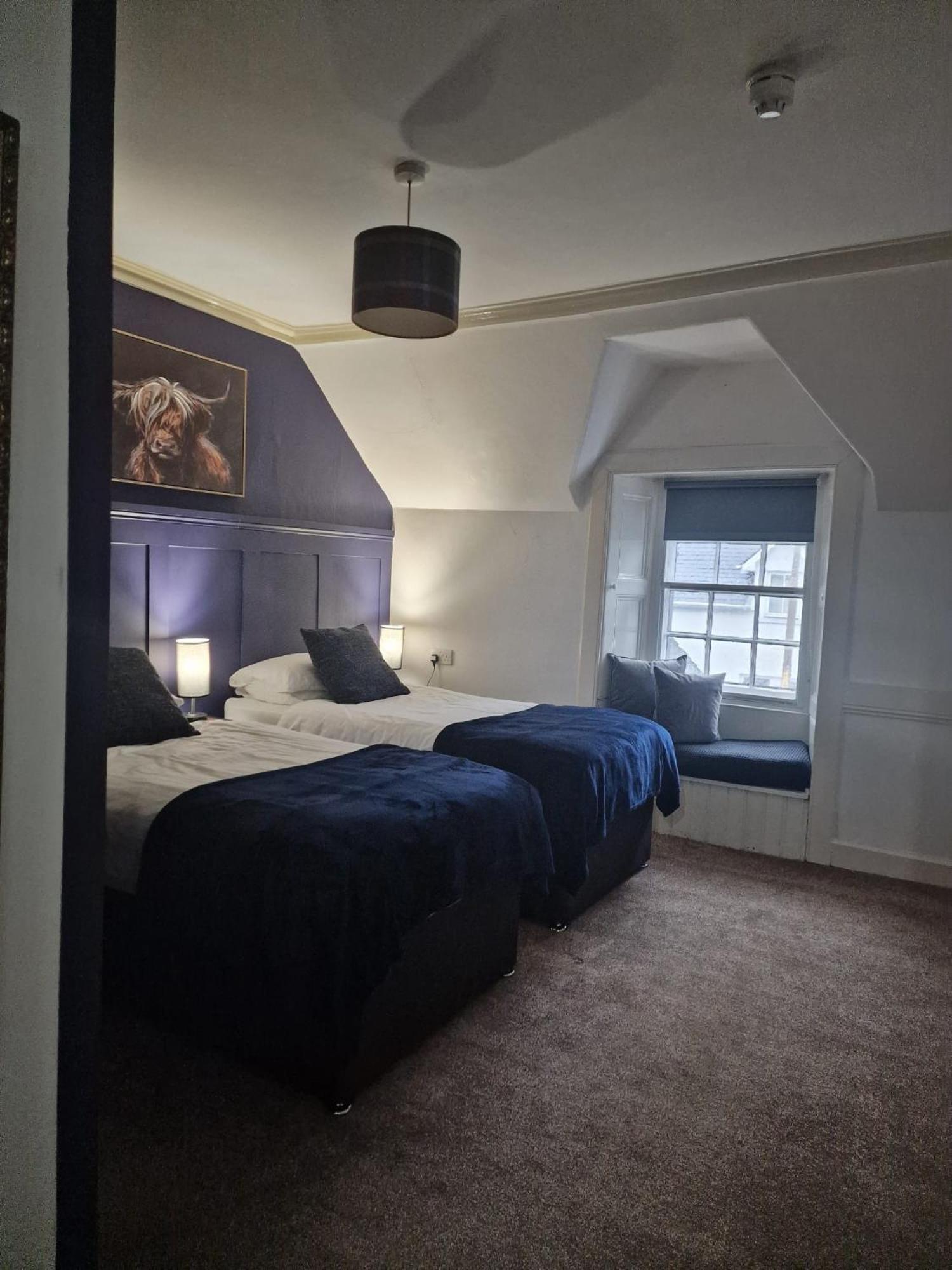 The White Stag Inn Стратайр Номер фото